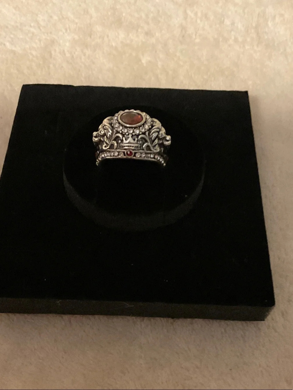 Vintage-Style Sterling Silver Ring with Deep Amber Gemstone